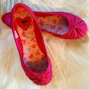 Rocket Dog Thai Silk Magenta Flats